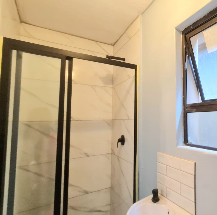 1 Bedroom Property for Sale in Camelot Western Cape